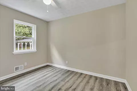 9337 Alcona St, Lanham, MD 20706 photo 13
