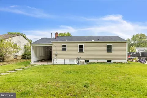9337 Alcona St, Lanham, MD 20706 photo 3