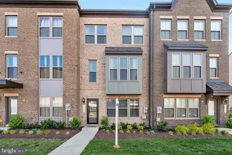 223 Albany Pl, Upper Marlboro, MD 20774