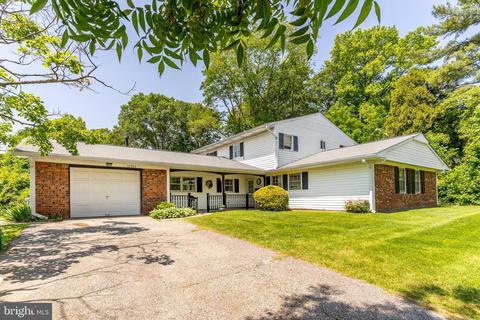 12323 Whitehall Dr, Bowie, MD 20715