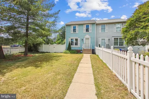 893 Talbott Ave, Laurel, MD 20707 photo 2
