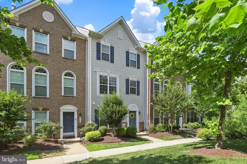 9504 Westerdale Dr, Upper Marlboro, MD 20774