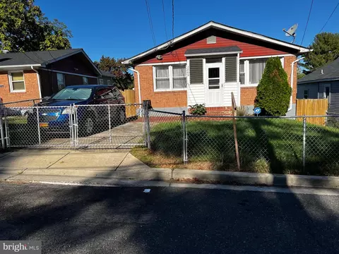 1009 Clovis Ave, Capitol Heights, MD 20743 photo 1