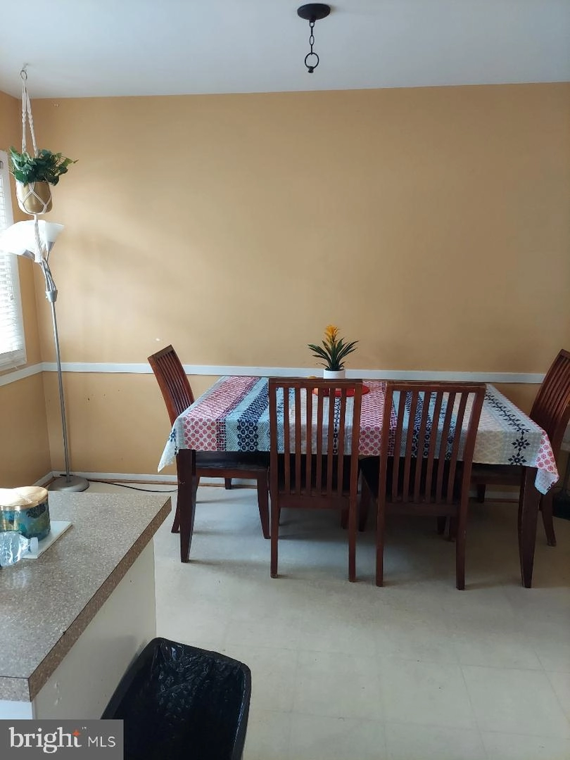 5808 Shepherd Ln, Lanham, MD 20706 photo 3