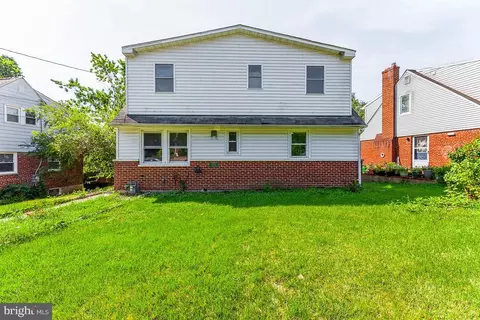 10410 Truxton Rd, Adelphi, MD 20783