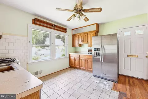 10410 Truxton Rd, Adelphi, MD 20783 photo 10