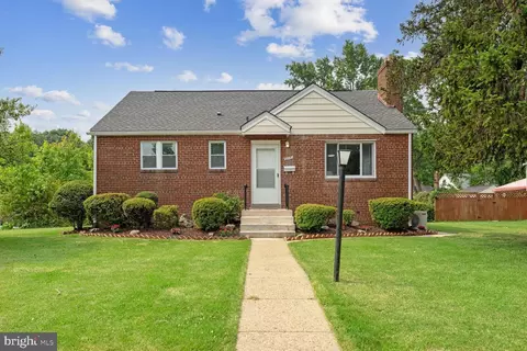 2715 Lime St, Temple Hills, MD 20748