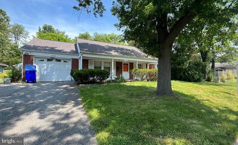 12306 Round Tree Ln, Bowie, MD 20715