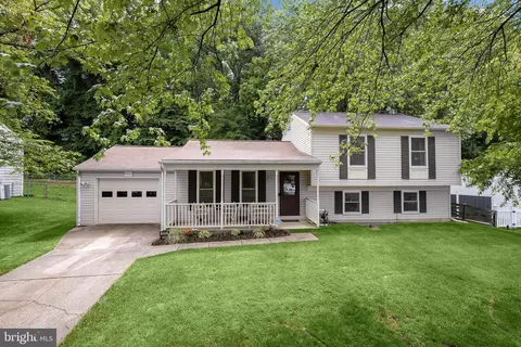 15001 Nighthawk Ln, Bowie, MD 20716