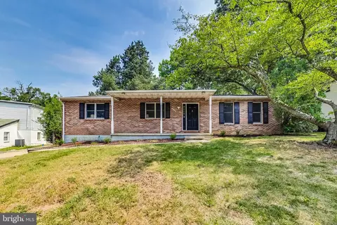 8902 Woodburn Ct, Lanham, MD 20706