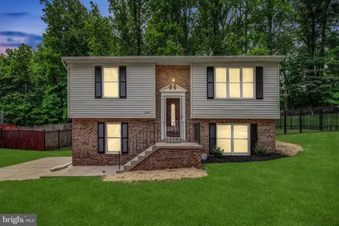 12707 Thrush Pl, Upper Marlboro, MD 20772