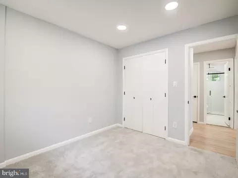 9214 Rolling View Dr, Lanham, MD 20706 photo 27