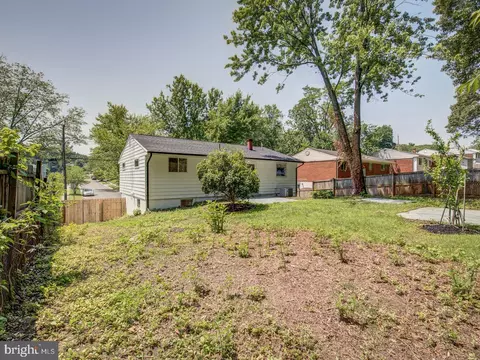 9214 Rolling View Dr, Lanham, MD 20706 photo 57