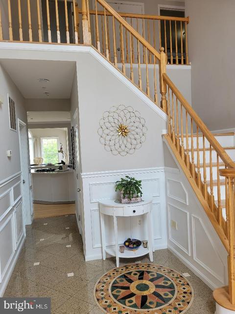 7606 Killbarron Dr, Laurel, MD 20707 photo 5