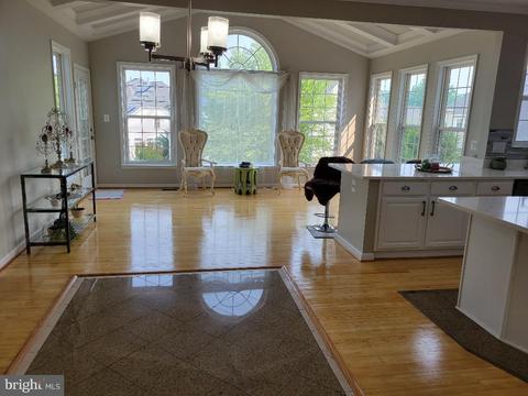 7606 Killbarron Dr, Laurel, MD 20707 photo 14