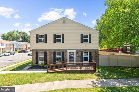 7701 Swan Ter, Hyattsville, MD 20785