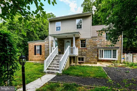 9101 Ballard Ln, Clinton, MD 20735