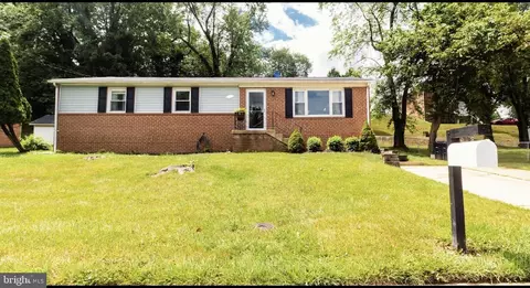 3103 Lumar Dr, Fort Washington, MD 20744