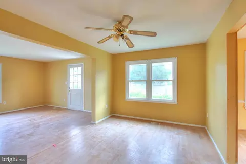 12968 Claxton Dr #2-A, Laurel, MD 20708 photo 6