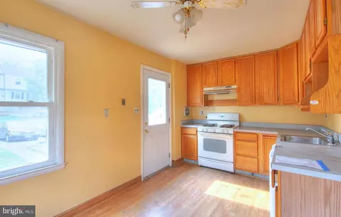 12968 Claxton Dr #2-A, Laurel, MD 20708 photo 9