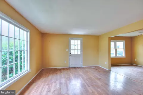 12968 Claxton Dr #2-A, Laurel, MD 20708 photo 4