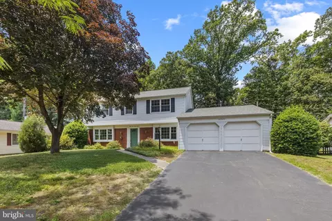 12923 Victoria Heights Dr, Bowie, MD 20715