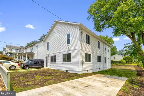 6220 Foote St, Capitol Heights, MD 20743