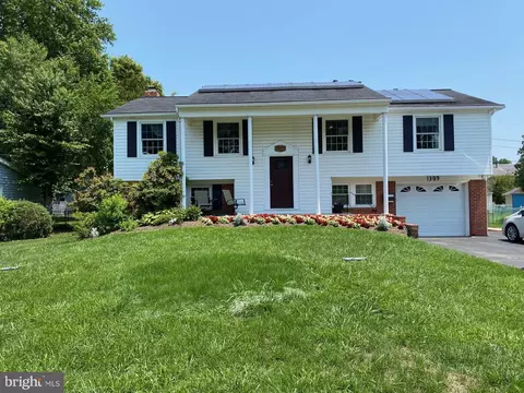 1309 Peachwood Ln, Bowie, MD 20716