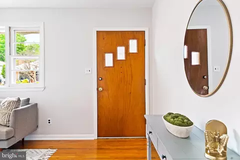9213 3rd St, Lanham, MD 20706 photo 5