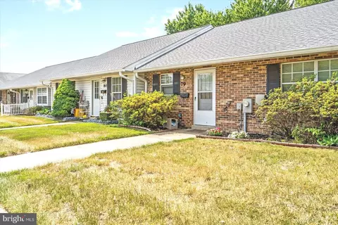 9274 Cherry Ln #79, Laurel, MD 20708