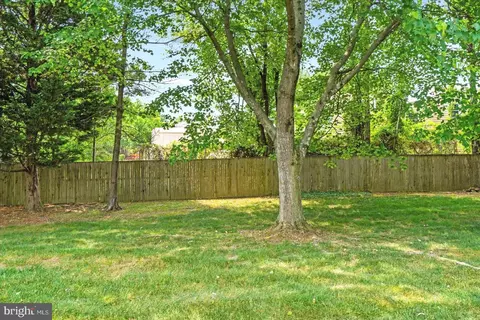 9274 Cherry Ln #79, Laurel, MD 20708 photo 7