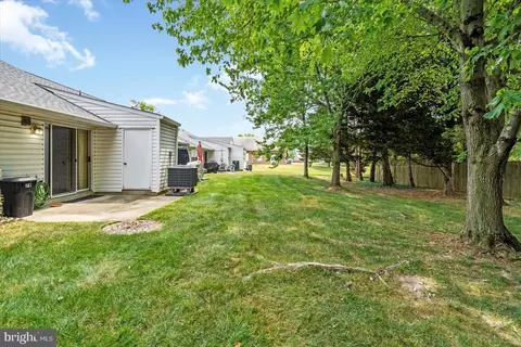 9274 Cherry Ln #79, Laurel, MD 20708 photo 8