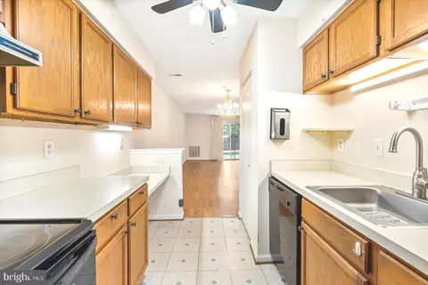 9274 Cherry Ln #79, Laurel, MD 20708 photo 21