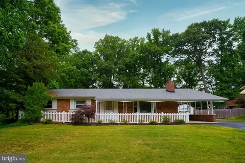13204 Old Chapel Rd, Bowie, MD 20720