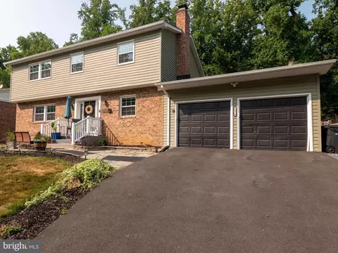 13310 Warburton Dr, Fort Washington, MD 20744