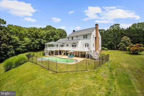 11615 Bonaventure Dr, Marlboro, MD 20774