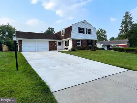16009 Philmont Ln, Bowie, MD 20716