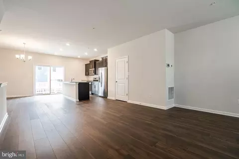 9712 Ruby Lockhart Blvd, Bowie, MD 20721 photo 2