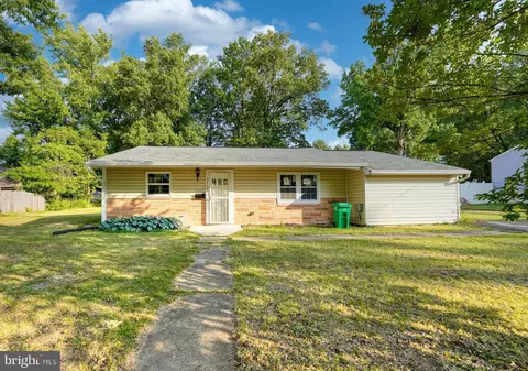 9439 Franklin Ave, Lanham, MD 20706