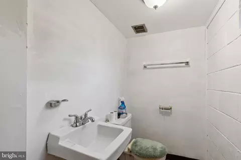 7928 Echols Ave, Glenarden, MD 20706 photo 32