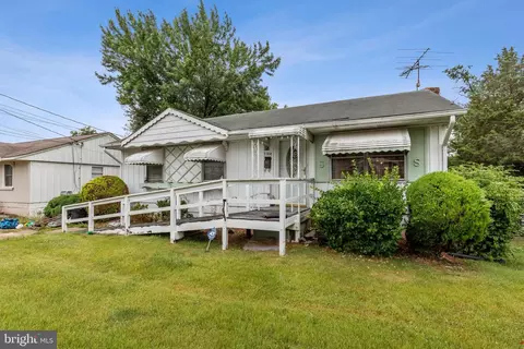 7928 Echols Ave, Glenarden, MD 20706 photo 4