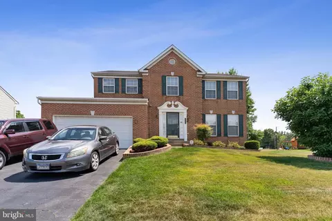 6303 Stonefence Ct, Clinton, MD 20735