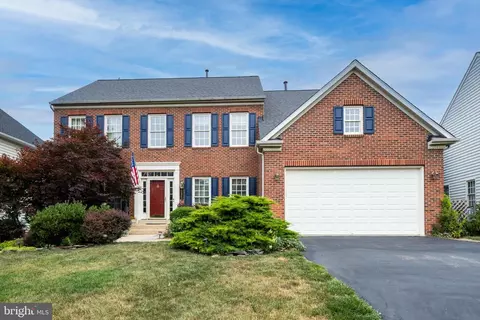 12602 Bear Creek Ter, Beltsville, MD 20705