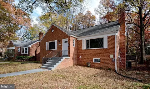 2705 Valley Way, Cheverly, MD 20785
