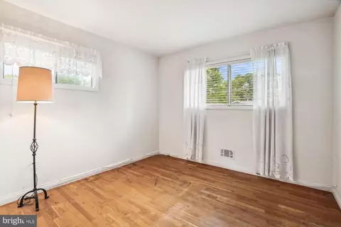 6205 Brightlea Dr, Lanham, MD 20706 photo 14