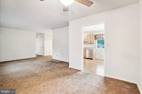 6205 Brightlea Dr, Lanham, MD 20706 photo 8