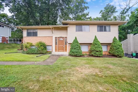 6205 Brightlea Dr, Lanham, MD 20706