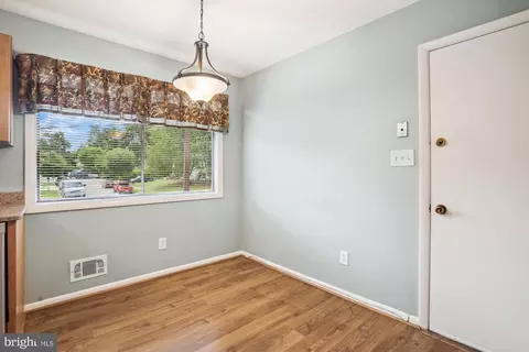 6205 Brightlea Dr, Lanham, MD 20706 photo 7
