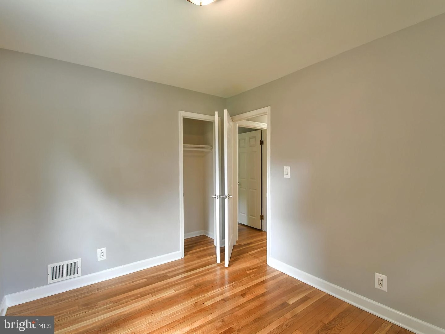 9104 Kinzer St, Lanham, MD 20706 photo 22
