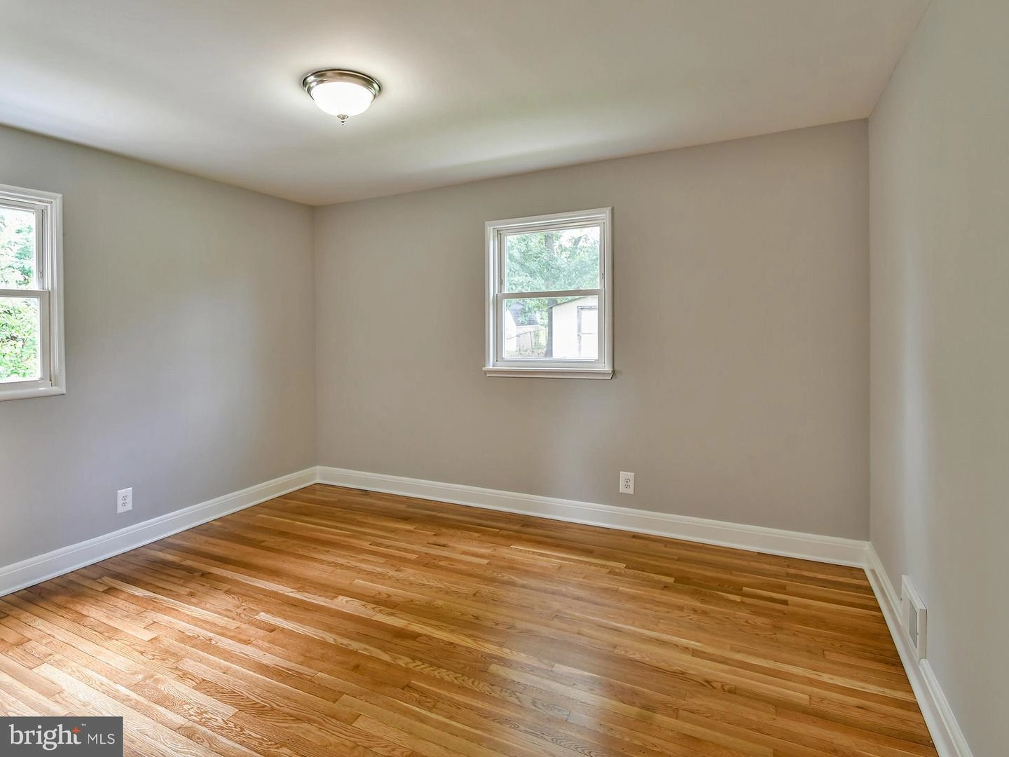 9104 Kinzer St, Lanham, MD 20706 photo 18